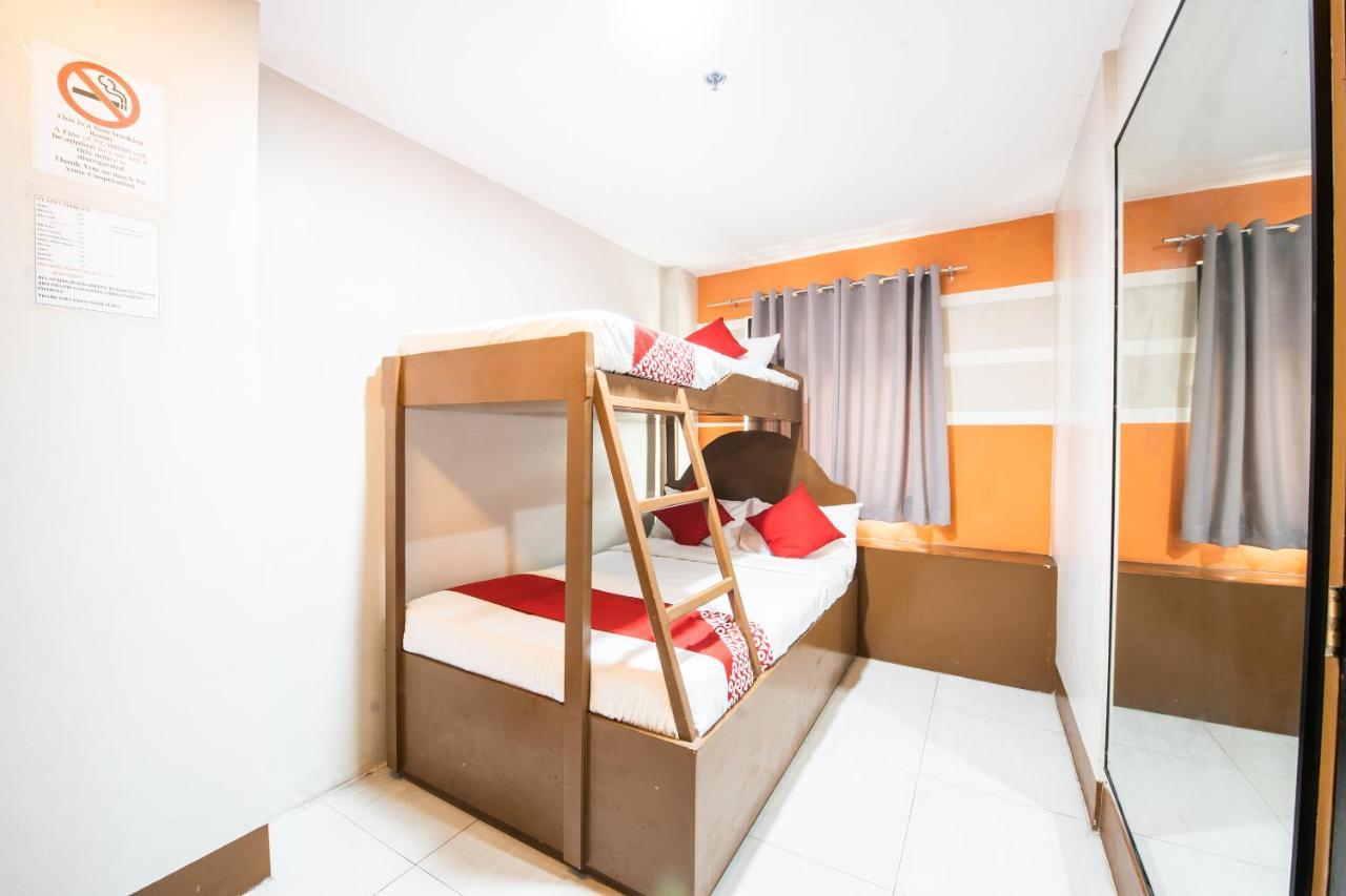 Oyo 475 Pearl Blossom Hotel Manila Bagian luar foto